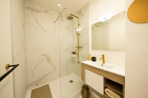 Nathan NOGUÈS - LA COURBE PRODUCTION